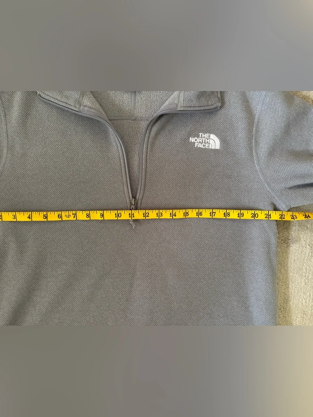 The North Face Textured Cap Rock 1/4 Zip Fleece Pullover Jacket Men’s Large Grey